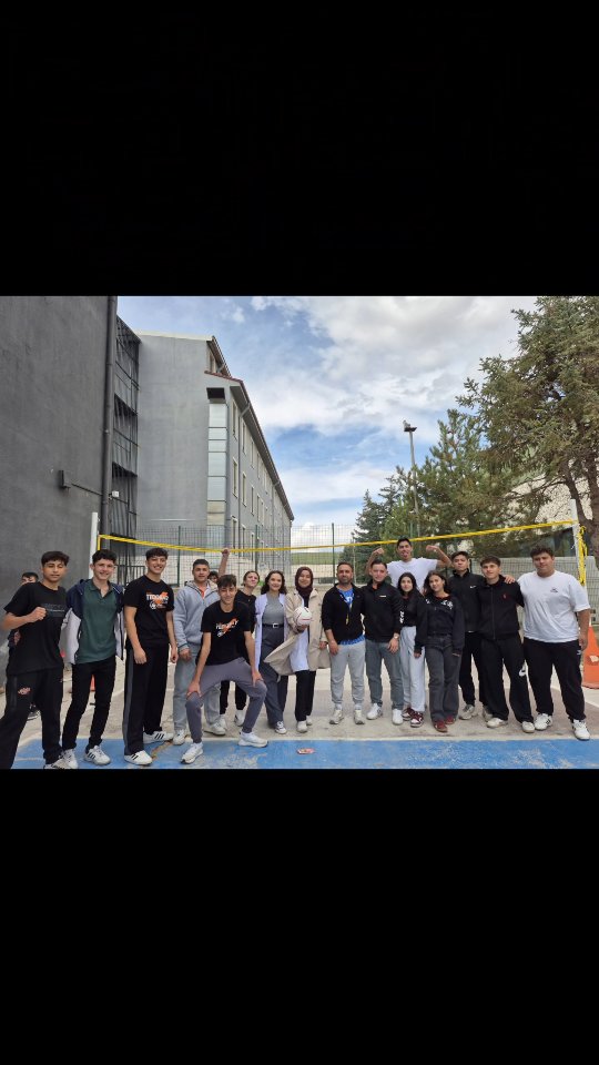 MAARİF MODELİ KAPSAMINDA VOLEYBOL TURNUVAMIZIN ŞAMPİYONU 12/A! (Instagram paylaşımından görsel)