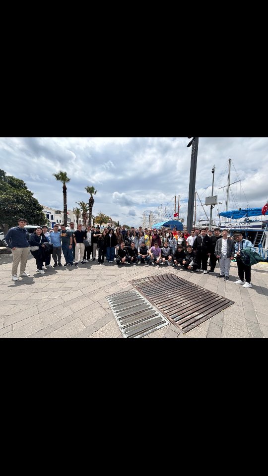 Okulumuzun düzenlemiş olduğu Efes, Eski Doğanbey Köyü, Didim, Milet ve Bodrum gezisinden kalan birbirinden güzel kareler (Instagram paylaşımından görsel)