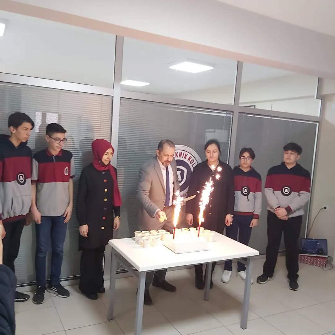 TÜBİTAK 2022 yılı, Afyonkarahisar, Antalya, Isparta, Burdur, Karaman ve Konya illerinden farklı lise türleri ve Bilim…: fotoğraf 6