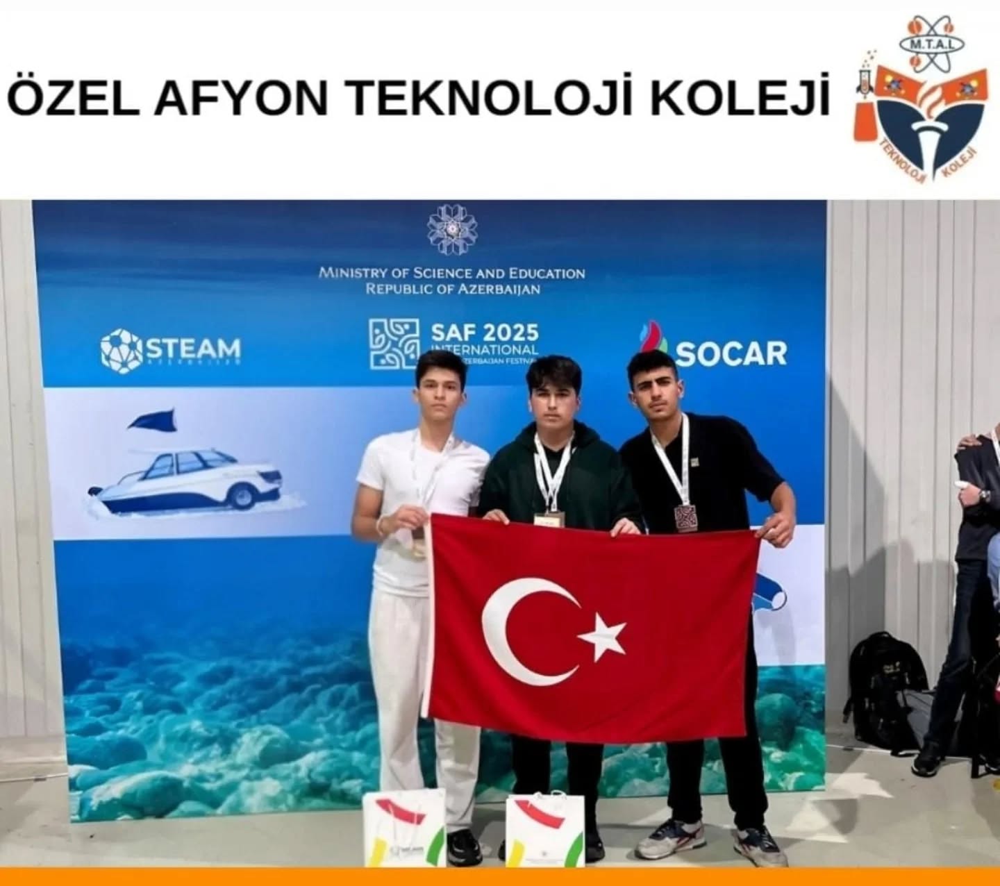 Okulumuz, 17–19 Kasım tarihleri arasında Azerbaycan Bakü Expo Center’da düzenlenen Uluslararası STEAM Azerbaycan… (Instagram paylaşımından görsel)