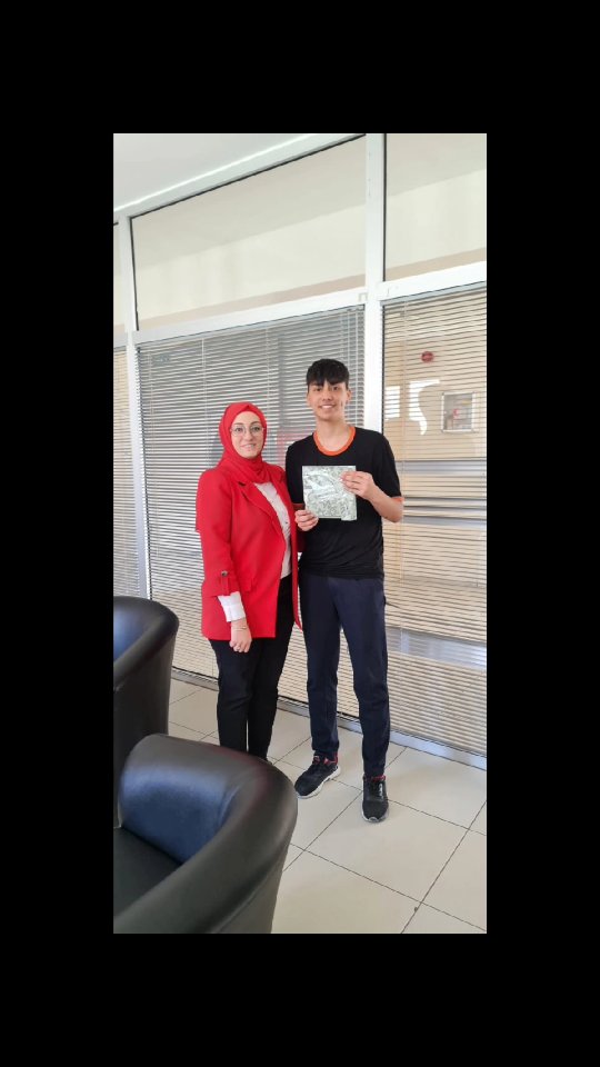 Matematik öğretiminde eğitici materyal tasarımı yarışmasında derece alan öğrencilerimiz ödüllendirildi.… (Instagram paylaşımından görsel)