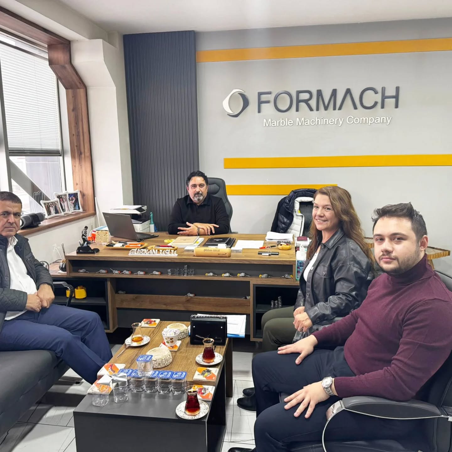 Afyon Teknoloji Koleji idarecileri olarak öğrencilerimizin İşletmelerde Meslekî Eğitim gördüğü şirketlerden FORMACH… (Instagram paylaşımından görsel)
