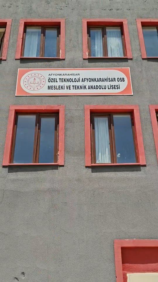 Afyon Özel Teknoloji Koleji olarak milli takımımızı yürekten destekliyoruz! (Instagram paylaşımından görsel)